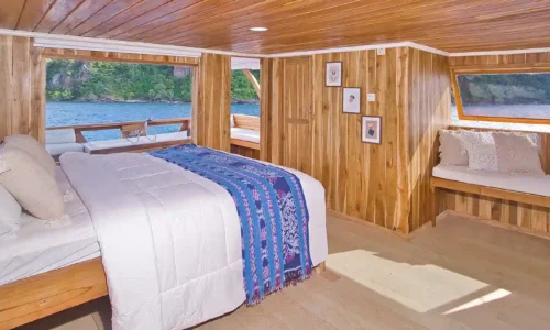 Malca-Voyages-Master-Cabin