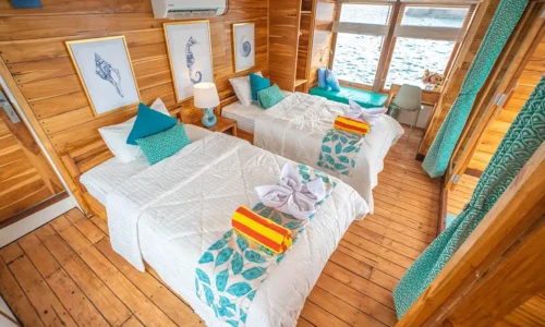 Pinta-Master-Sea-View-Bedroom-2